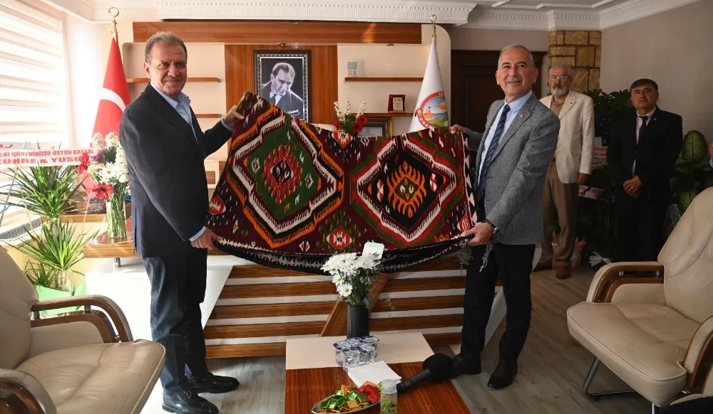 Başkan Seçer’den Anamur Belediye Başkanı Durmuş Deniz’e Hayırlı Olsun Ziyareti