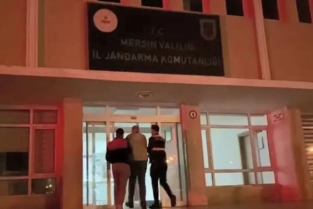 Mersin’de Siber Suç Çetesi Çökertildi: Dolandırıcı Kıskıvrak Yakalandı