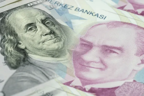 Piyasalarda Dolar Şoku 